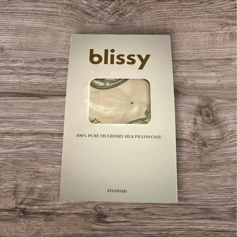 Blissy 100% Mulberry Silk Standard Pillowcase Green Wicked Katie Kime New